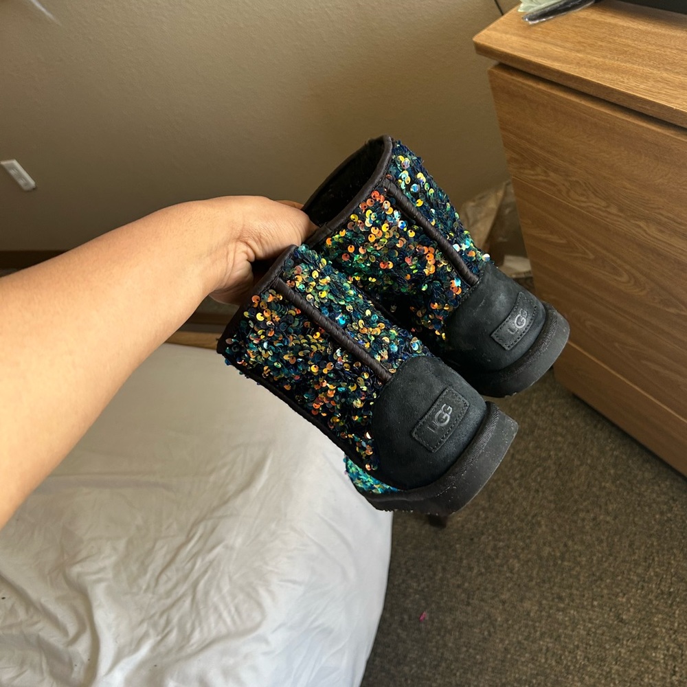 sequin ugg